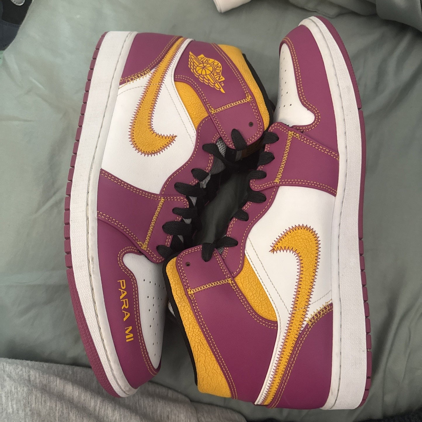 Size 15 - Air Jordan 1 Mid Día de Muertos