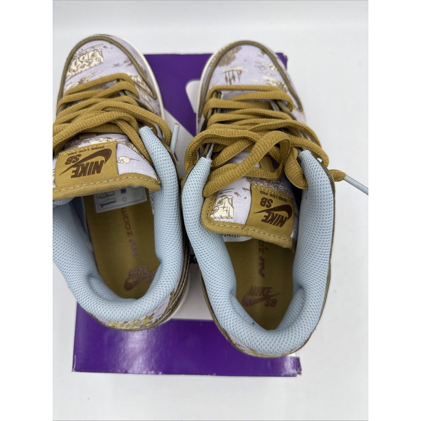 Size 5 - Nike Dunk Premium SB Low City of Style Pack