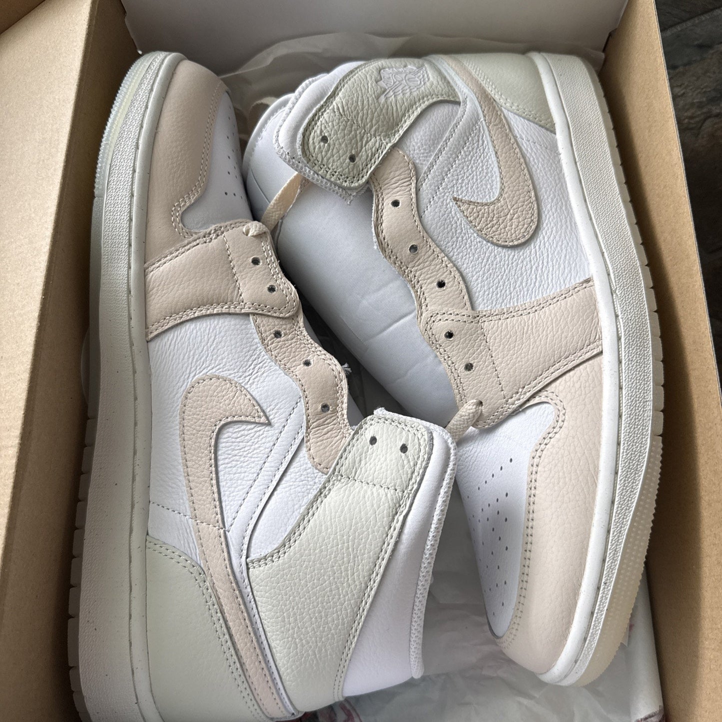 Size 12 - Air Jordan 1 Mid Easter