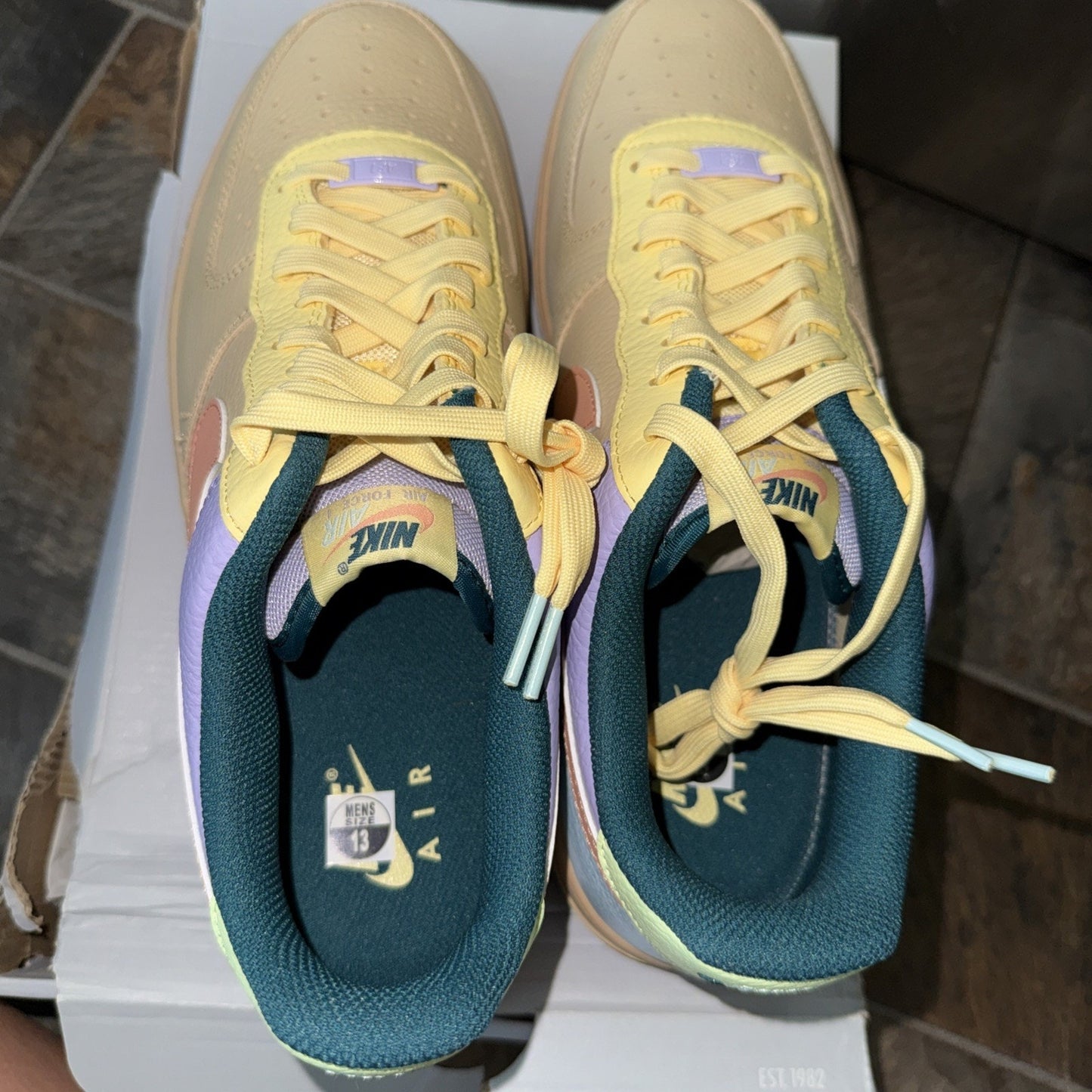 Size 13 IB4493-252 Nike Air Force 1 ‘07 Easter
