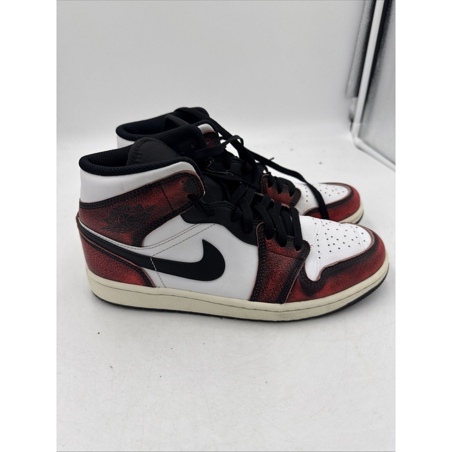 Size 9 - Air Jordan 1 SE Mid Wear-Away