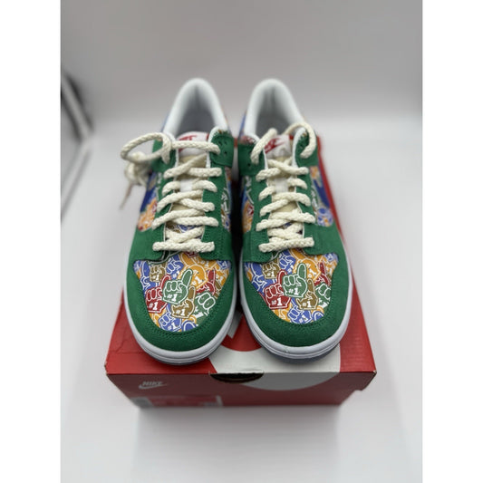 Size 6.5 (GS) - Nike Dunk Low Foam Finger BS570