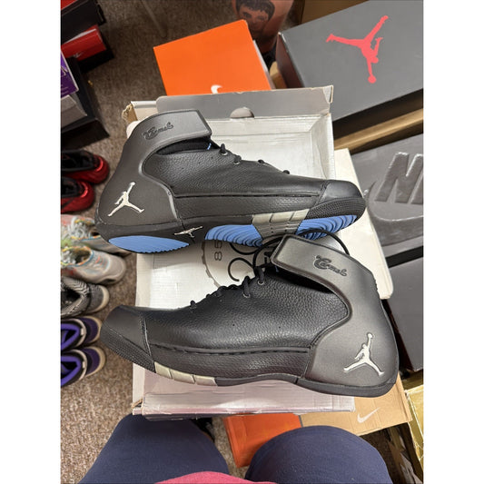 Size 10.5 - Air Jordan Carmelo 1.5 Black BB