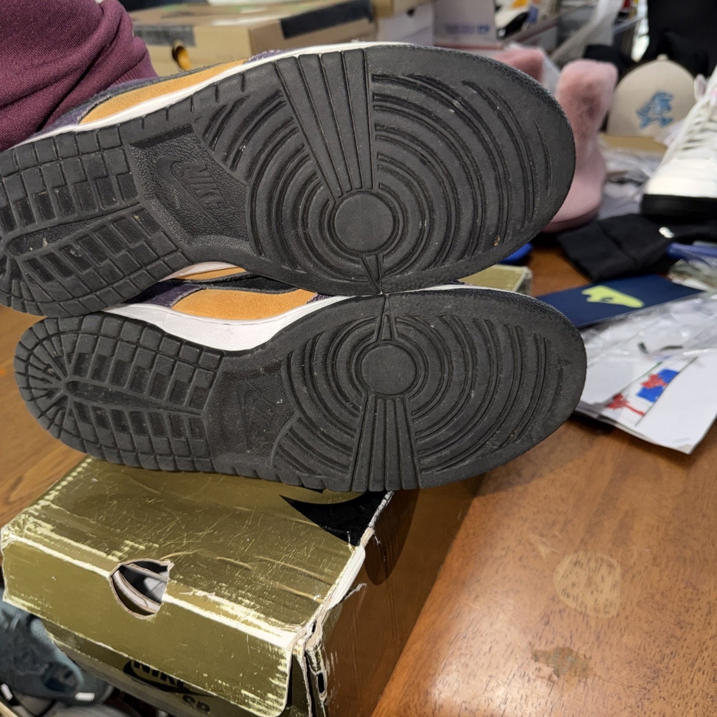 NIKE SB DUNK LOW MENS GOOFY BOY SIZE 9 OG BOX