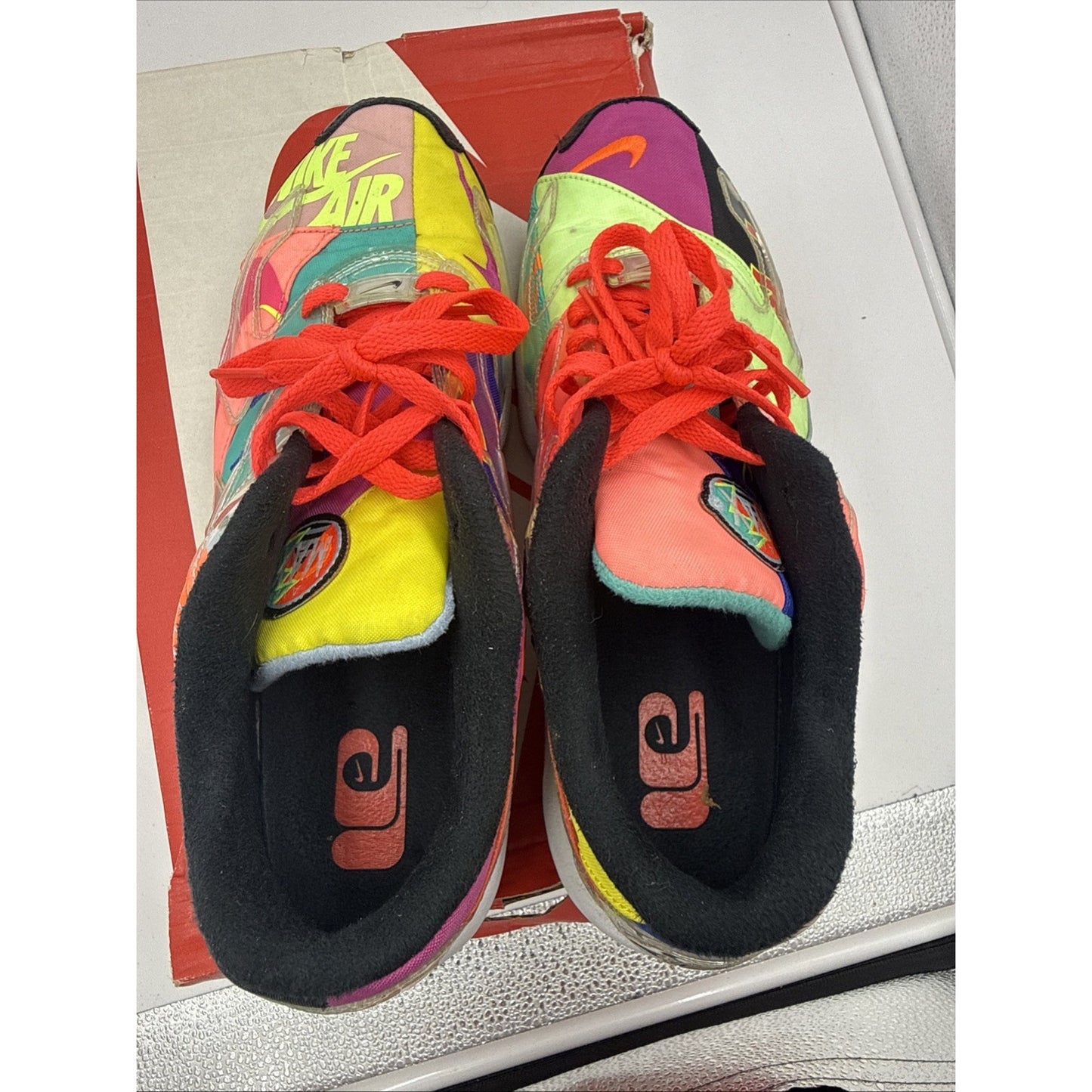 Size 9.5 - Nike Atmos x Air Max 2 Light QS Logos