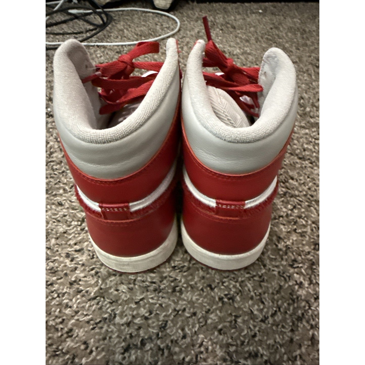 Size 8.5 - Air Jordan 1 OG High Newstalgia Chenille W