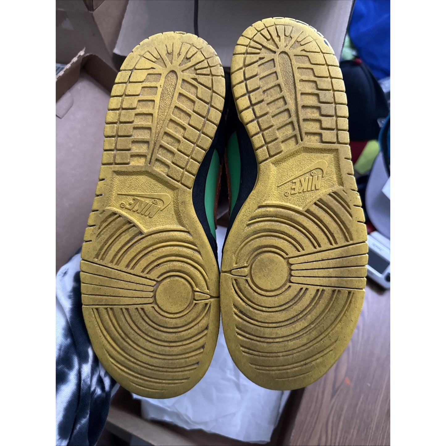 Size 8 - Nike Dunk Premium SB Low Green Spark Hoop Orange Halloween 313170 381