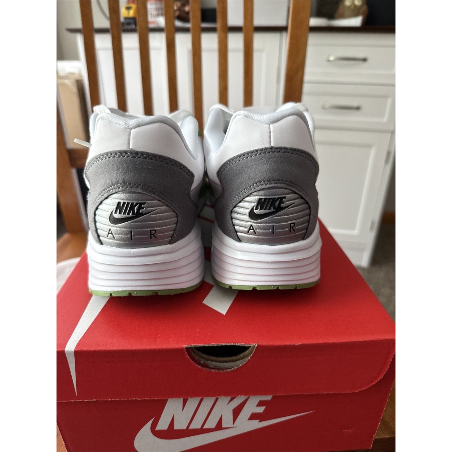 Size 10.5 - Nike Air Max Solo Chlorophyll BS083