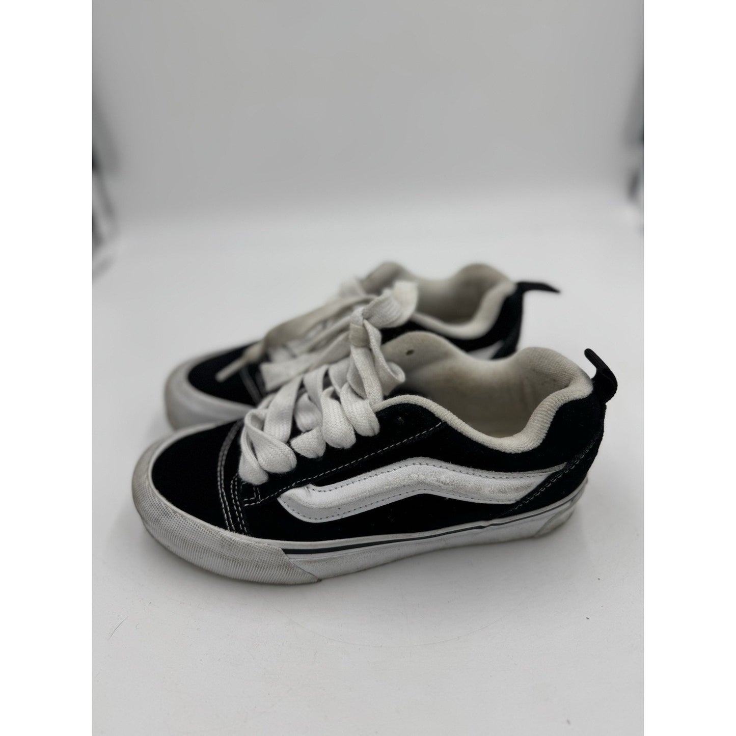 Size 3.5 - VANS Old Skool Black White