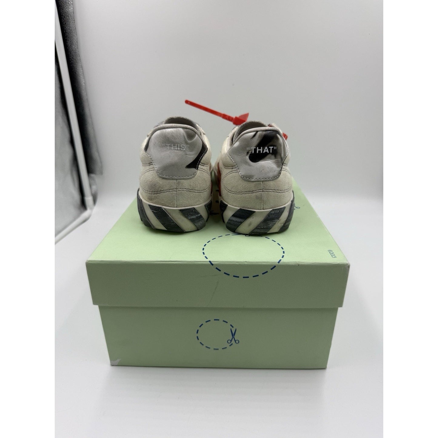 Size 7 Women Off-White Vulcanized Om1A178R21lea001