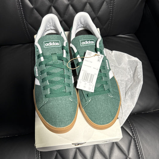 NEW Mens Size 8 Adidas Daily 3.0 “Collegiate Green Gum” Low Top Sneakers shoes BS053