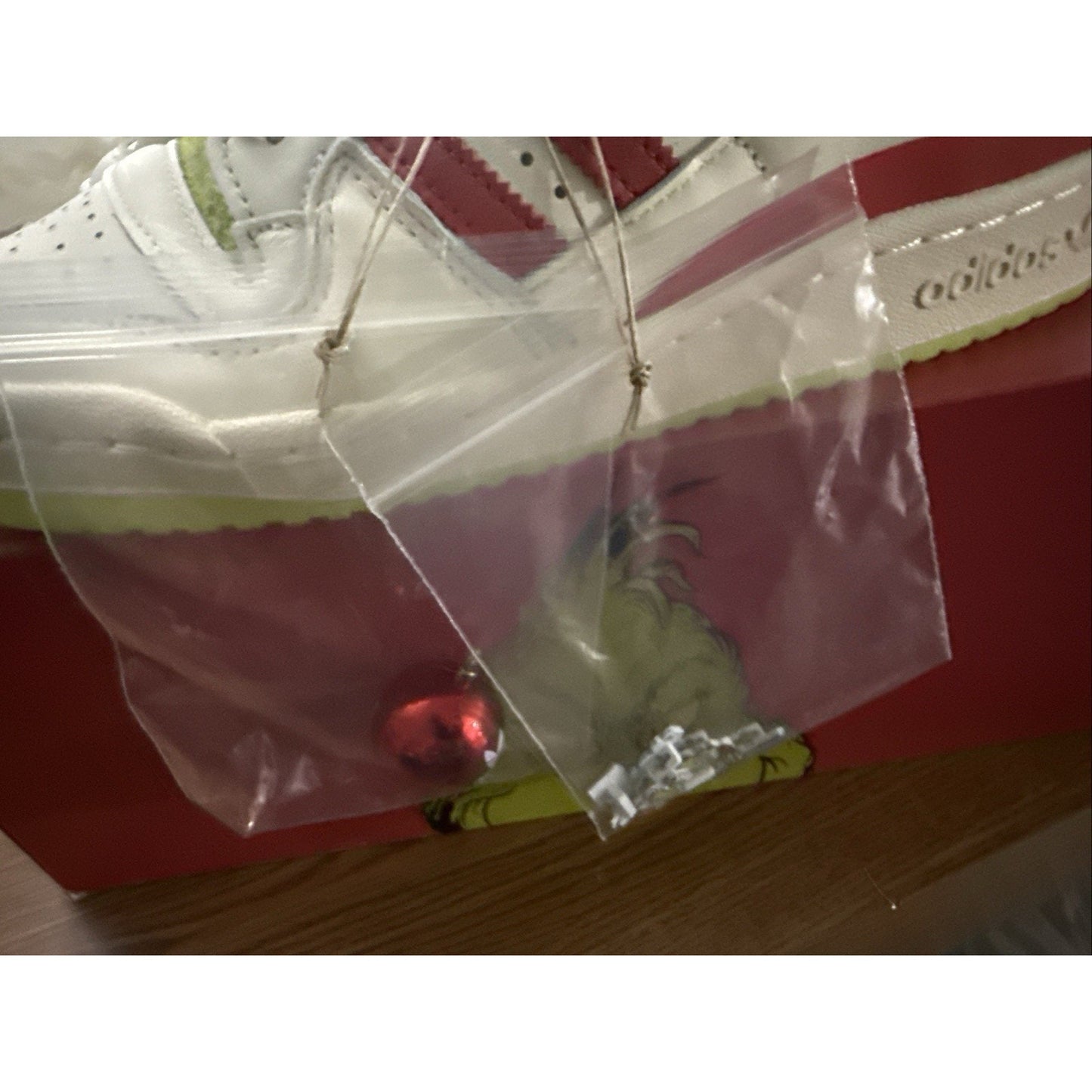 Adidas "Grinch" Forum Low Fashion Sneakers ID3512 Men’s Size 10 BS391
