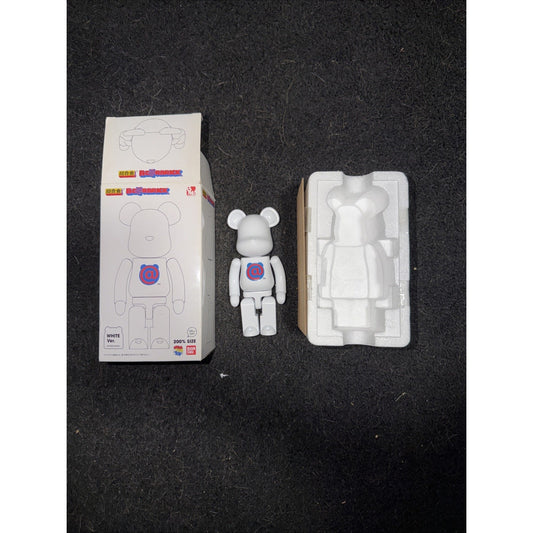 MEDICOM BANDAI BEARBRICK CHOGOKIN 200% WHITE VERSION (2009) Superalloy Metal