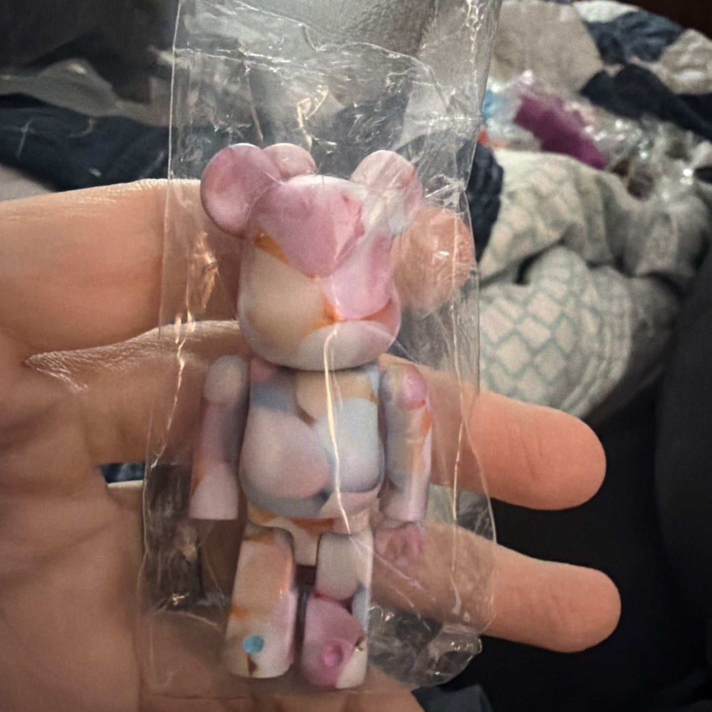 BE@RBRICK SERIES 49 JELLYBEAN MARSHMALLOW