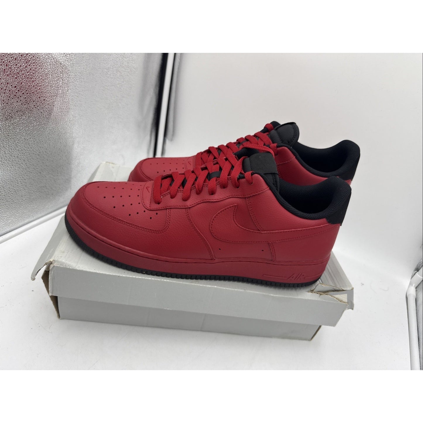 Size 14 - Nike Air Force 1 '07 Low Gym Red Black