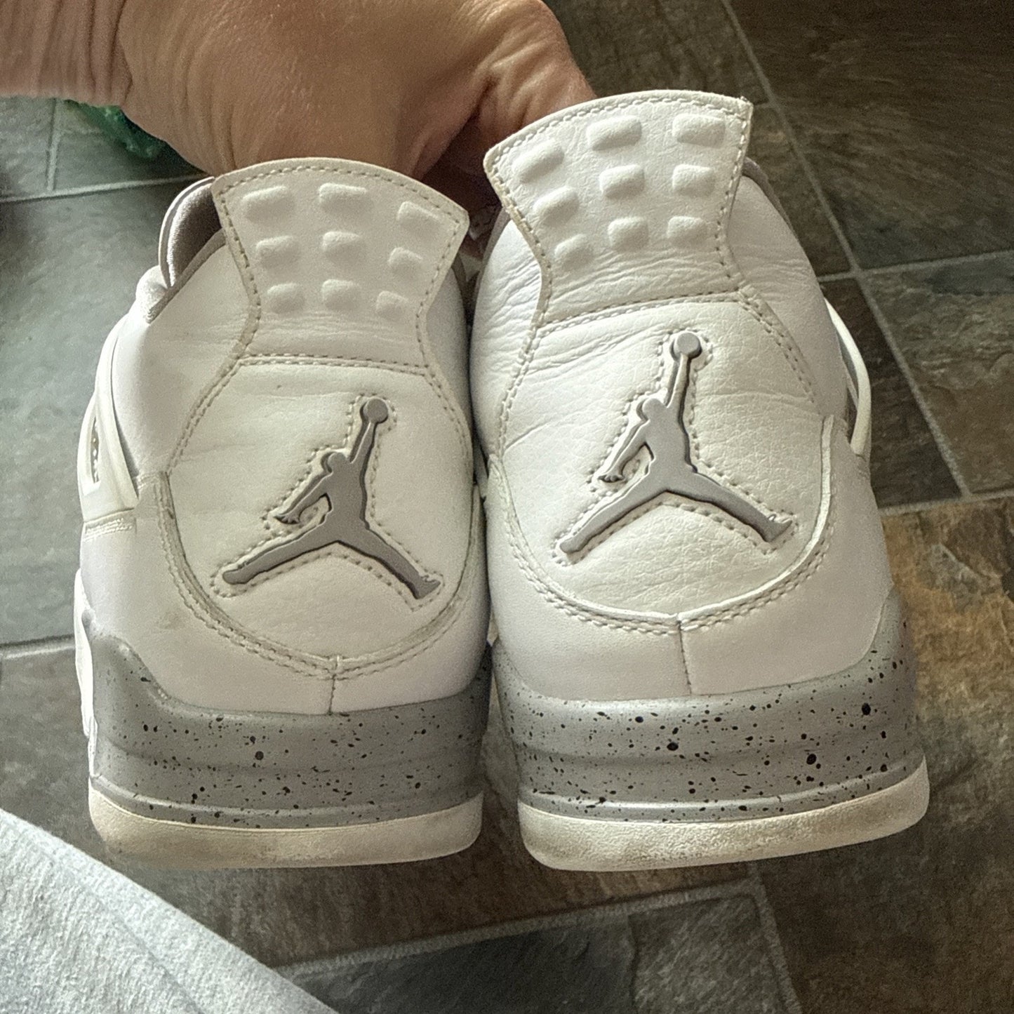 Size 9.5 - Jordan 4 Retro Mid White Oreo