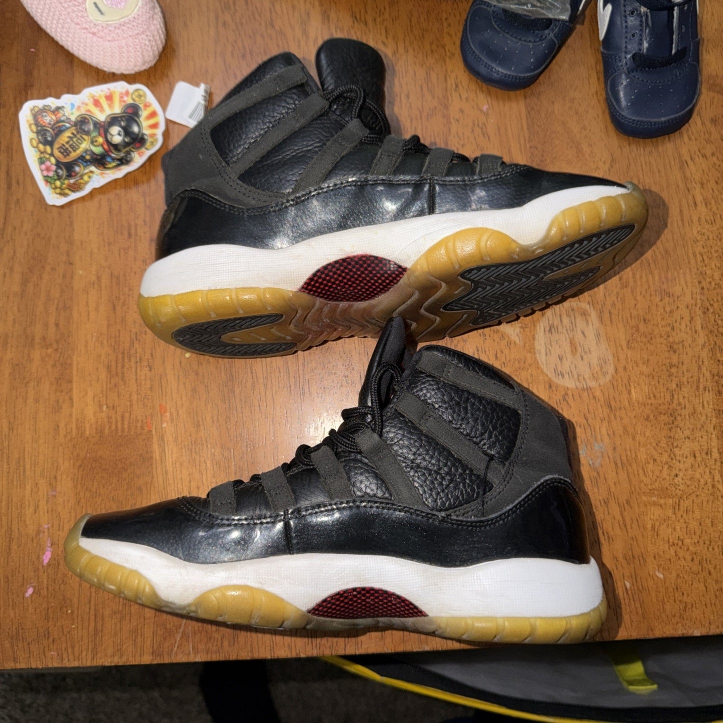 Size 5 (GS) - Jordan 11 Mid 72-10