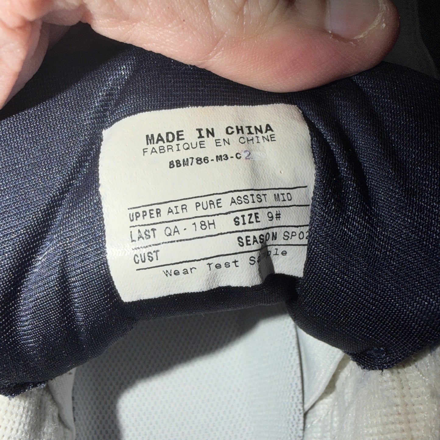Size 9 Nike Air Pure Assist Mid Wear Test Sample 2002