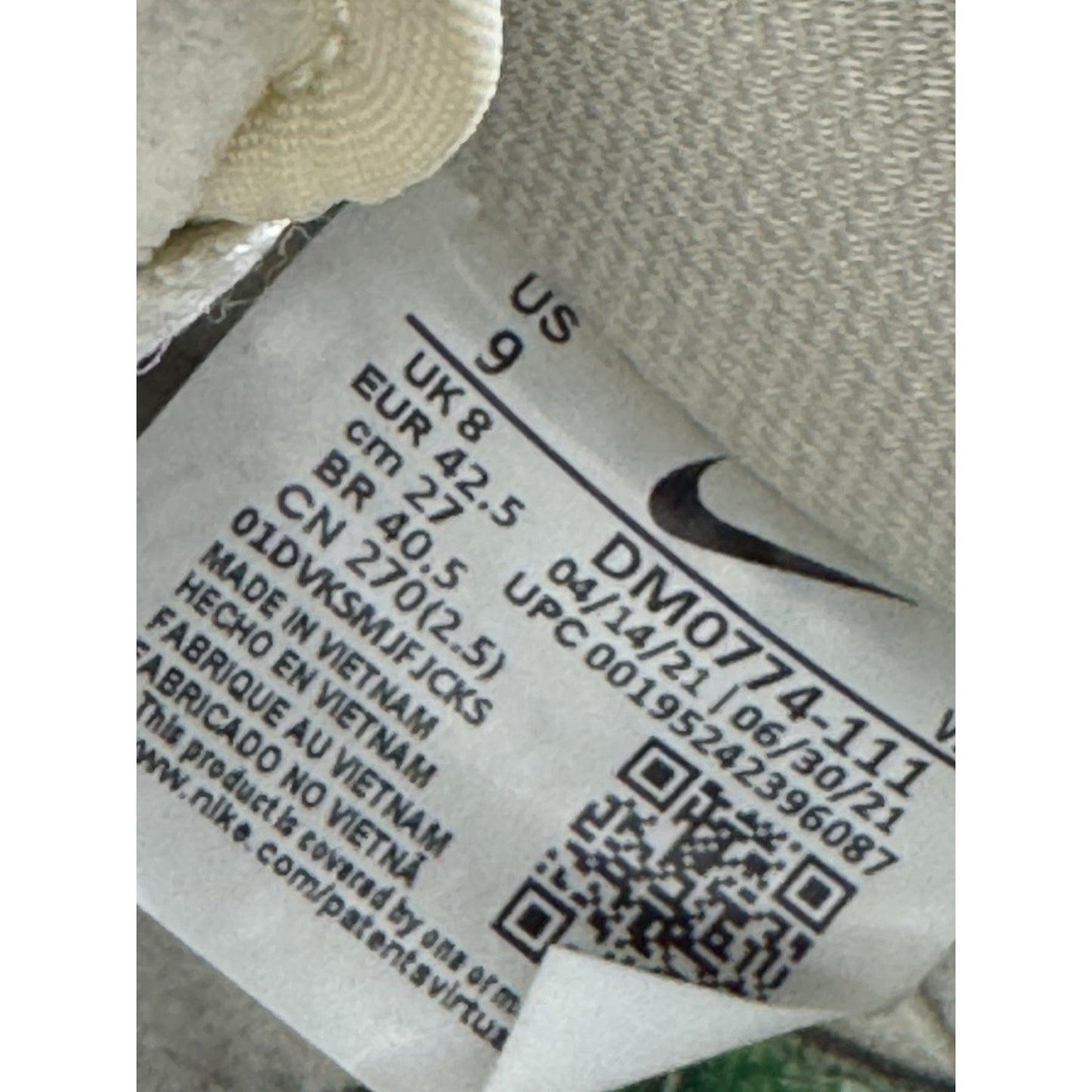 Size 9 - Nike SB Dunk Low Mummy Replacement Box
