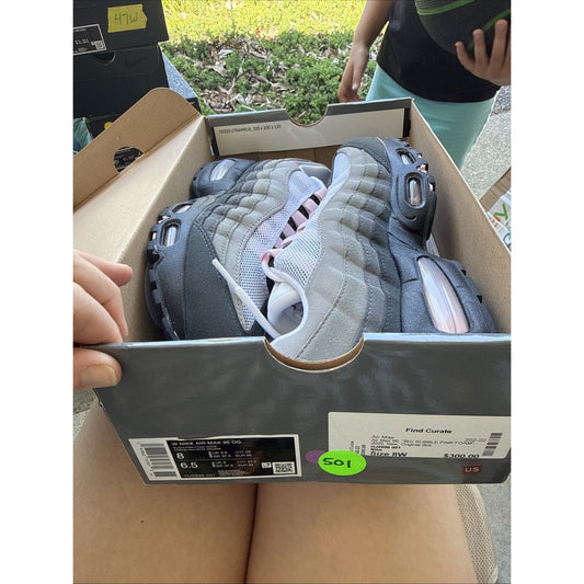 Size 8 - Nike Air Max 95 OG 2025 / 2026 Pink Foam W