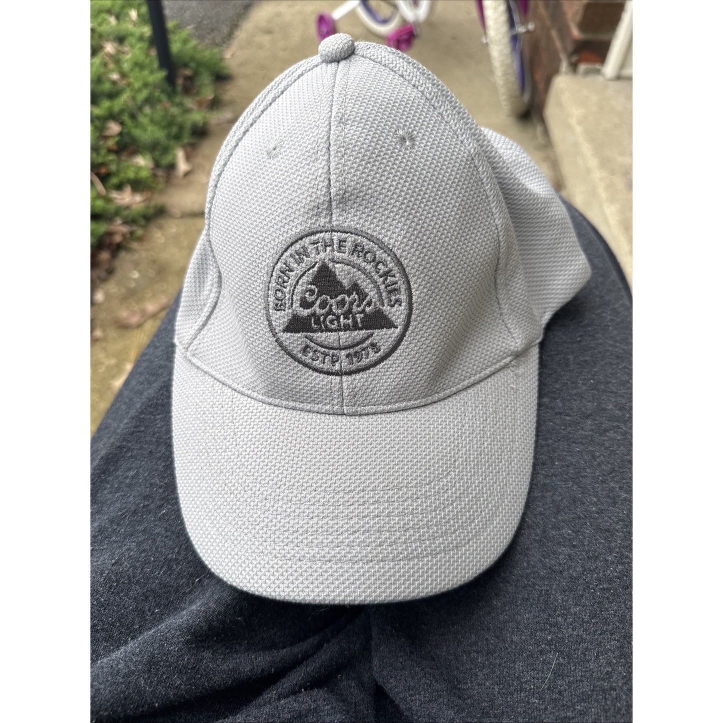 Vintage 2002 Coors Light Born In The Rockies Beer Brewery Fitted Large Gray Hat