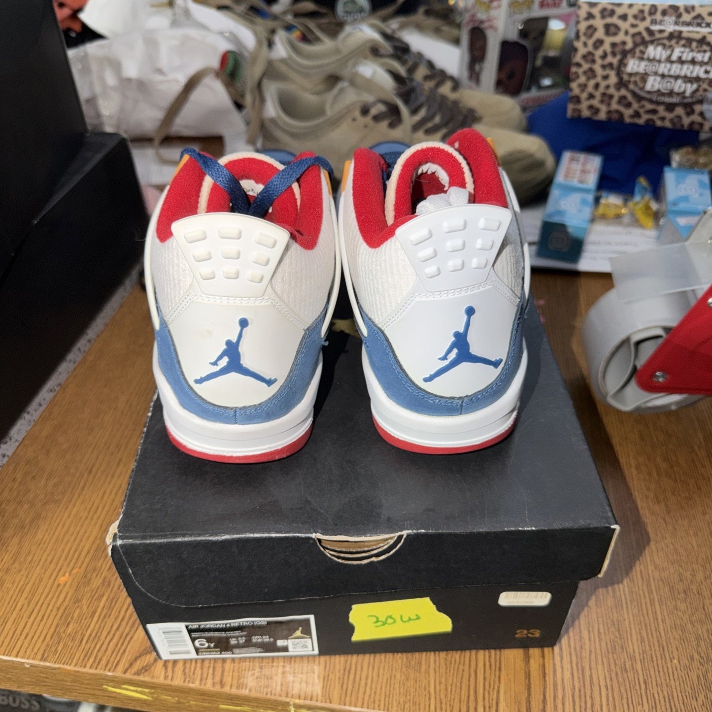 Nike Air Jordan 4 Retro Messy Room (GS) White Sneakers DR6952-400 Size 6Y Used