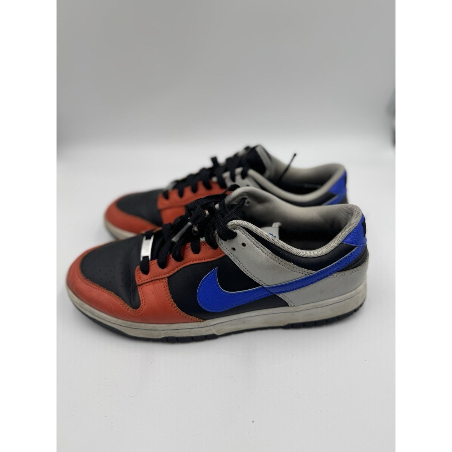 Size 11 - Nike NBA x Dunk EMB Low 75th Anniversary - Knicks NBS261