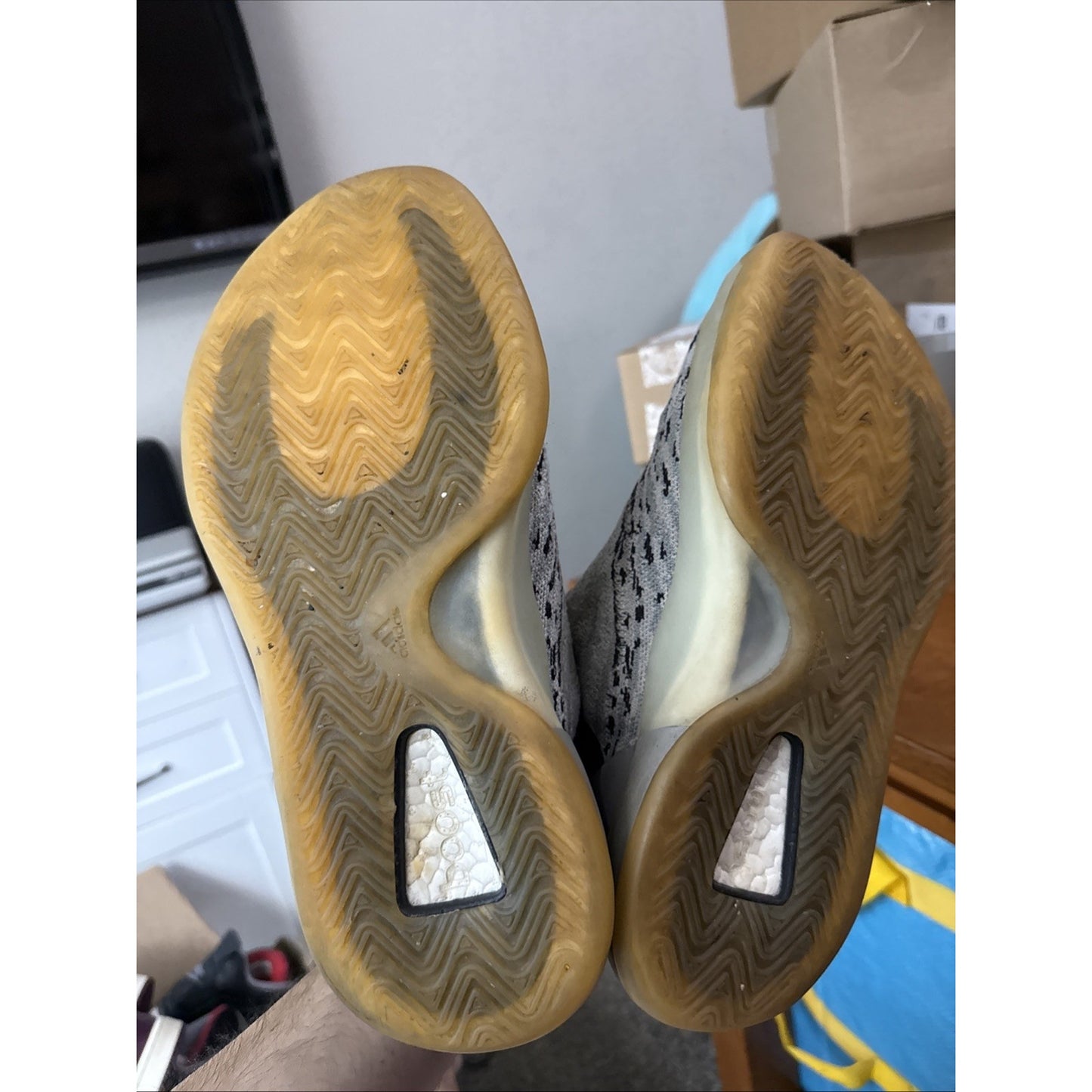 Size 9 - adidas Yeezy Quantum Sea Teal NBS110