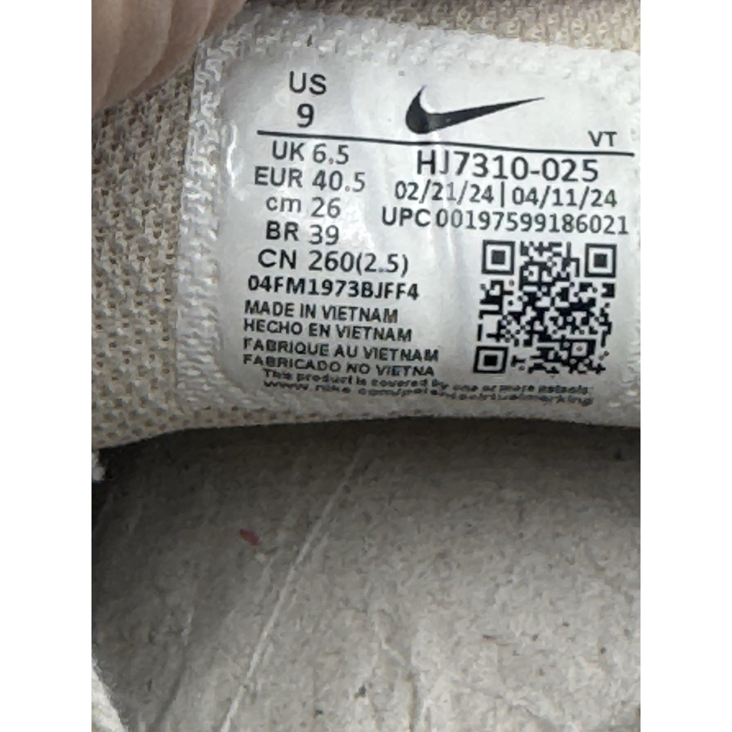 Size 9 - Nike Air Pegasus 2K5 Chrome W NBS298