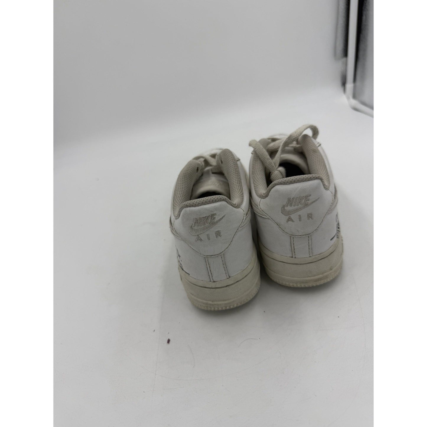 Air Force 1 Size 4Y Rare Off-White campus 2017