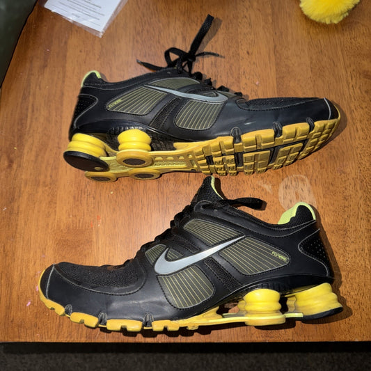 Size 10 Nike SHOX Turbo + Sample Tagged Pair