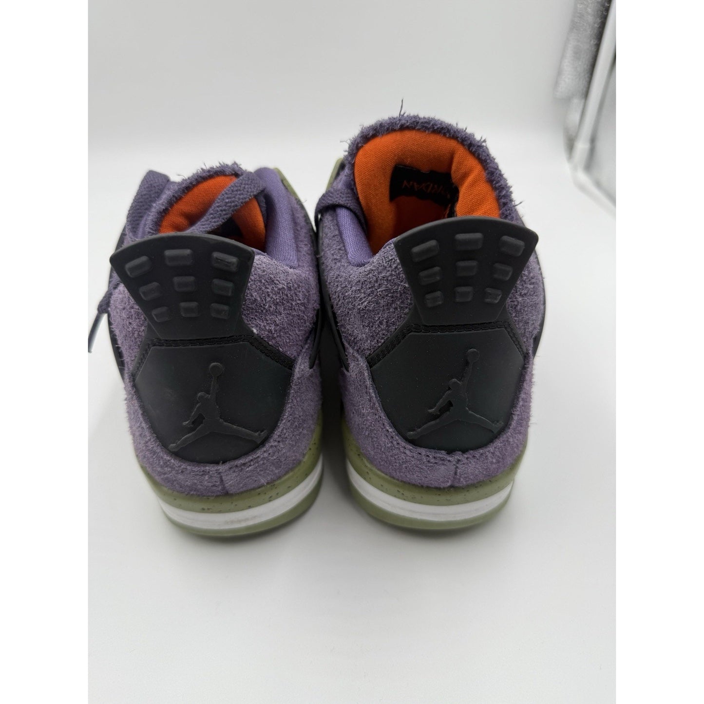 Size 8 - Jordan 4 Retro Mid Canyon Purple W NBS386