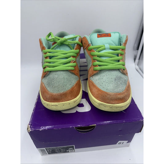 Size 9.5 - Nike Dunk SB Low Orange Emerald Rise BS825