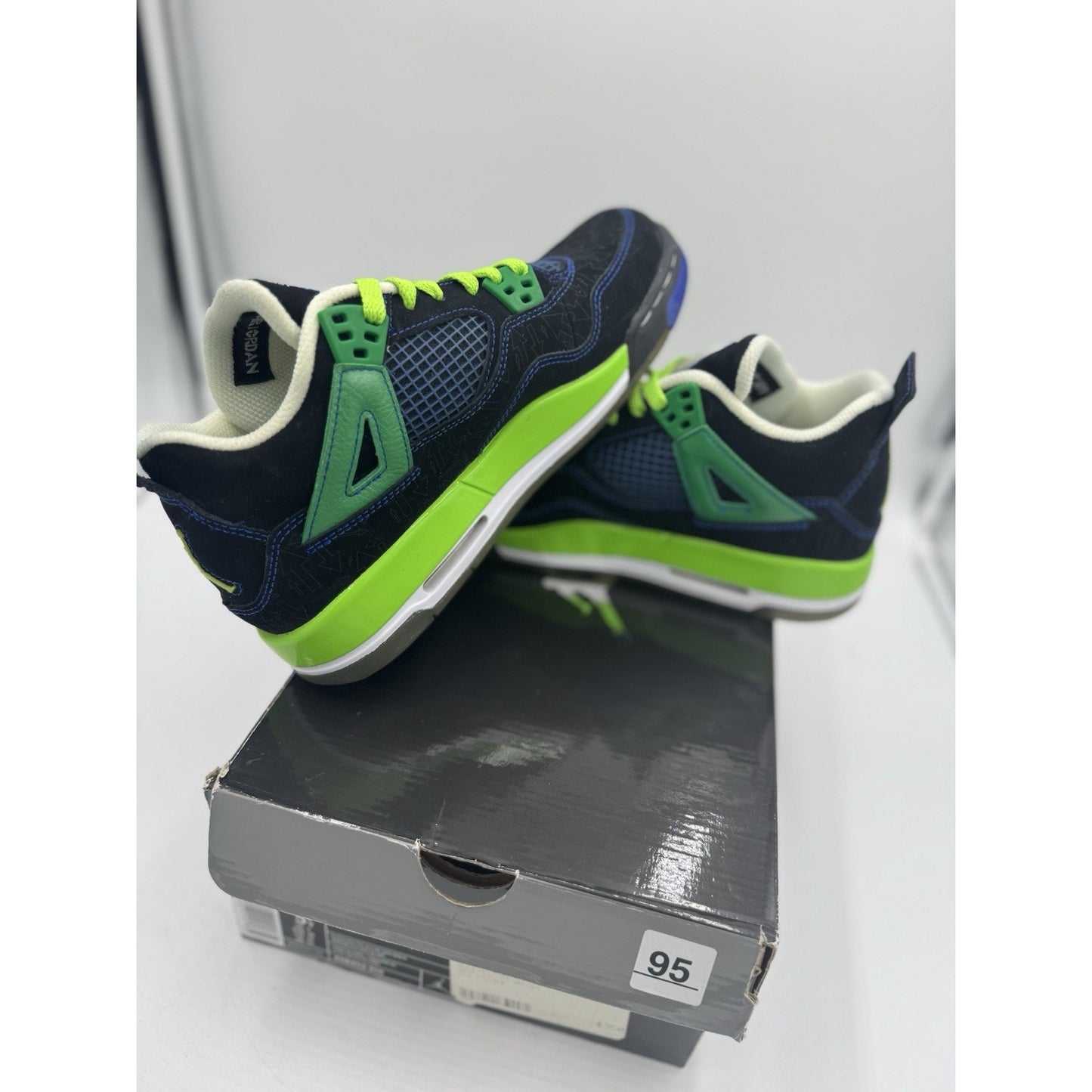 Size 5.5 - Jordan 4 Retro DB Doernbecher 2011