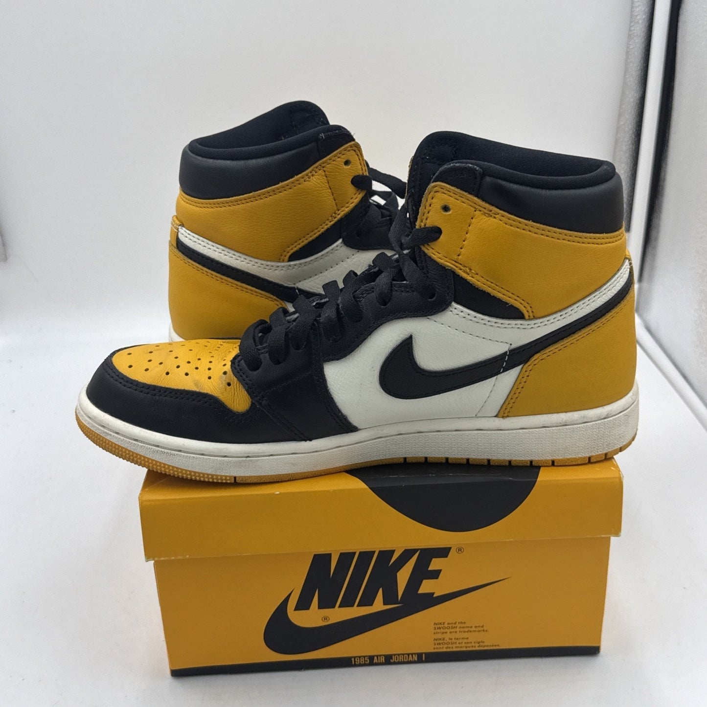 Size 10 - Jordan 1 Retro OG High Yellow Toe