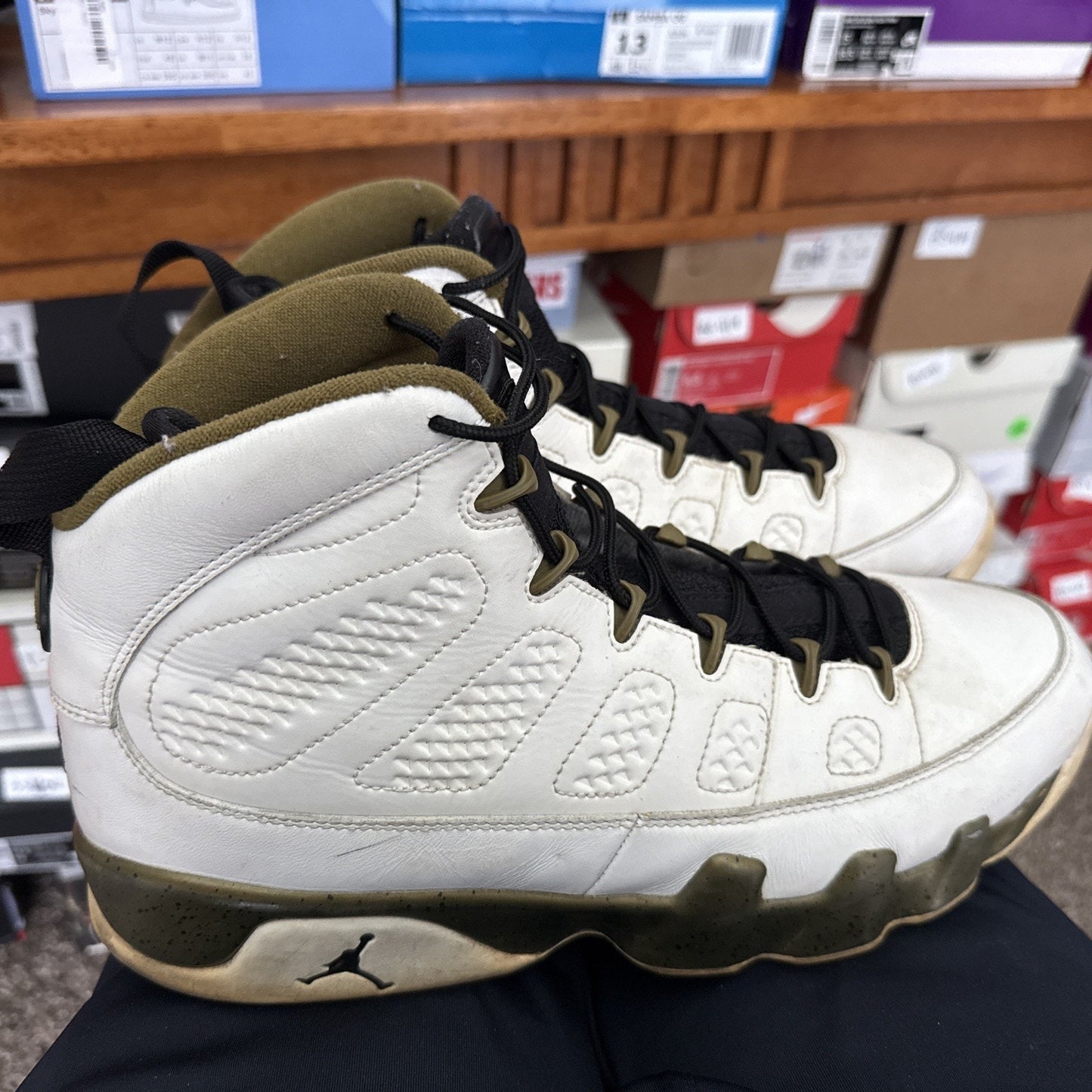 Size 12 - Air Jordan 9 Retro Statue