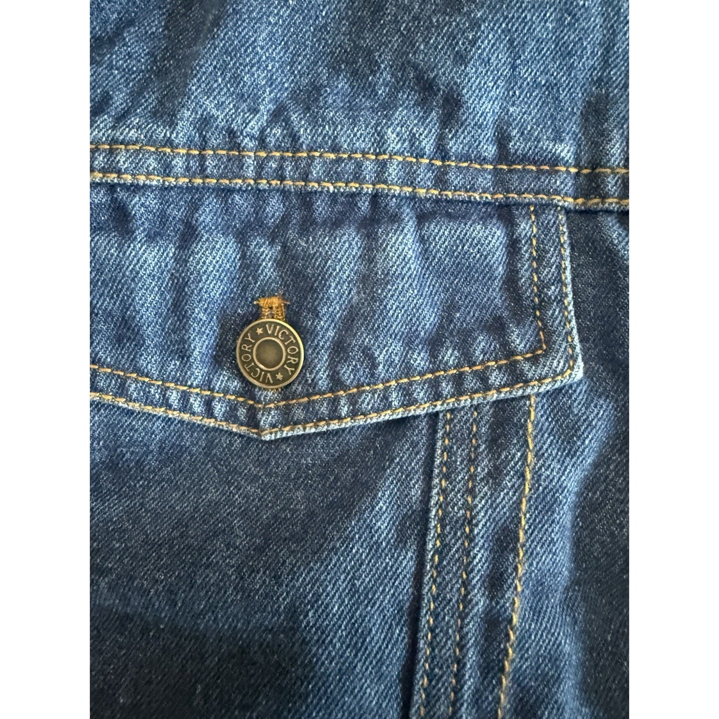 Large Victory Outfitters Men's Sherpa Lined Washed Denim Jacket