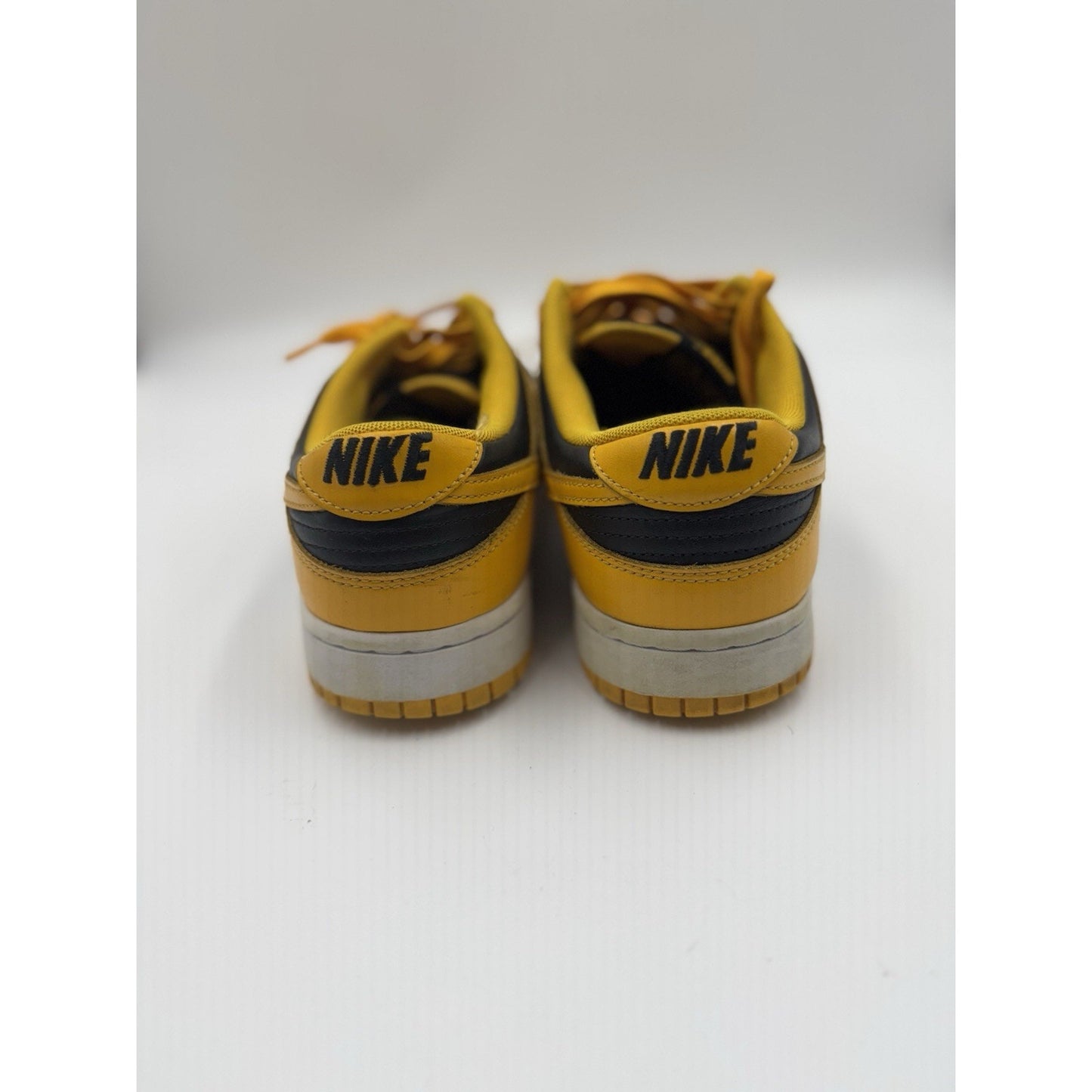 Size 10 - Nike Dunk Low Goldenrod NBS287