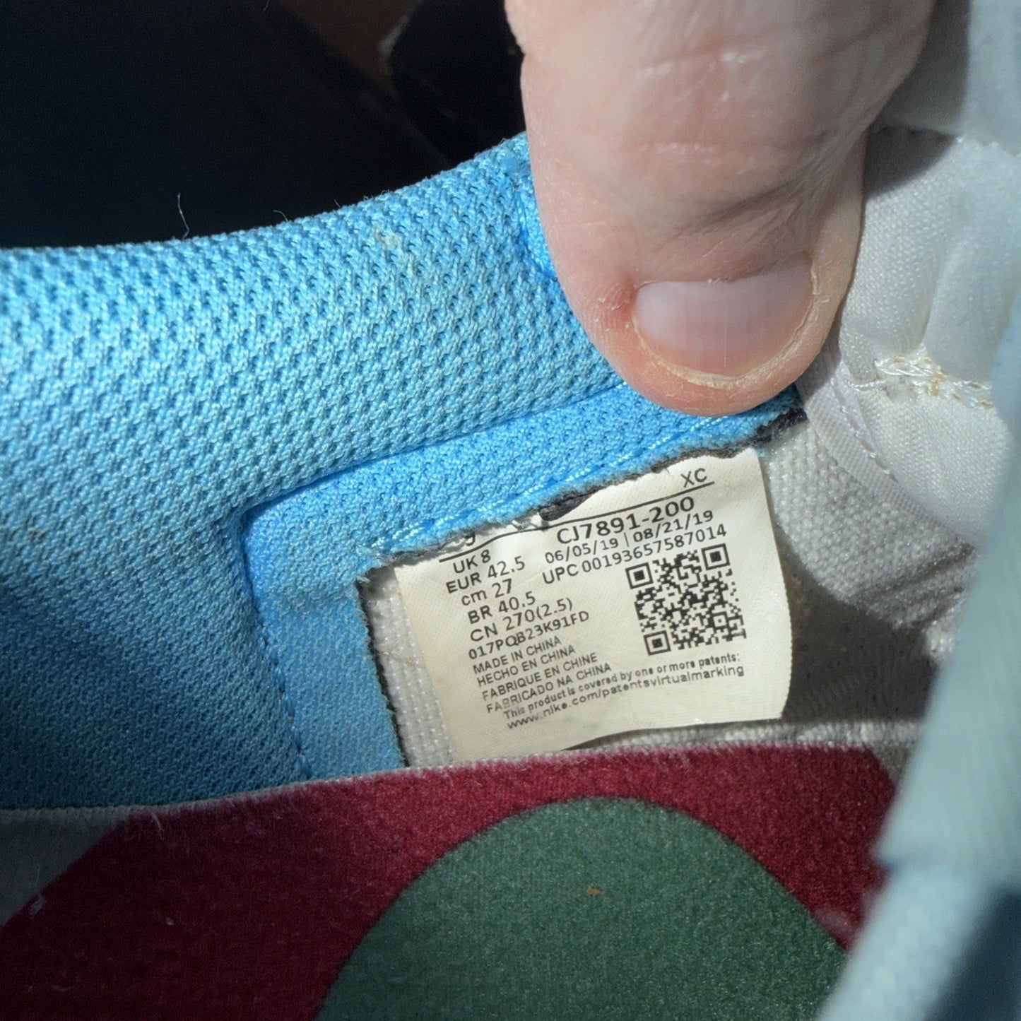 Size 9 - Air Jordan 1 SB Low Desert Ore