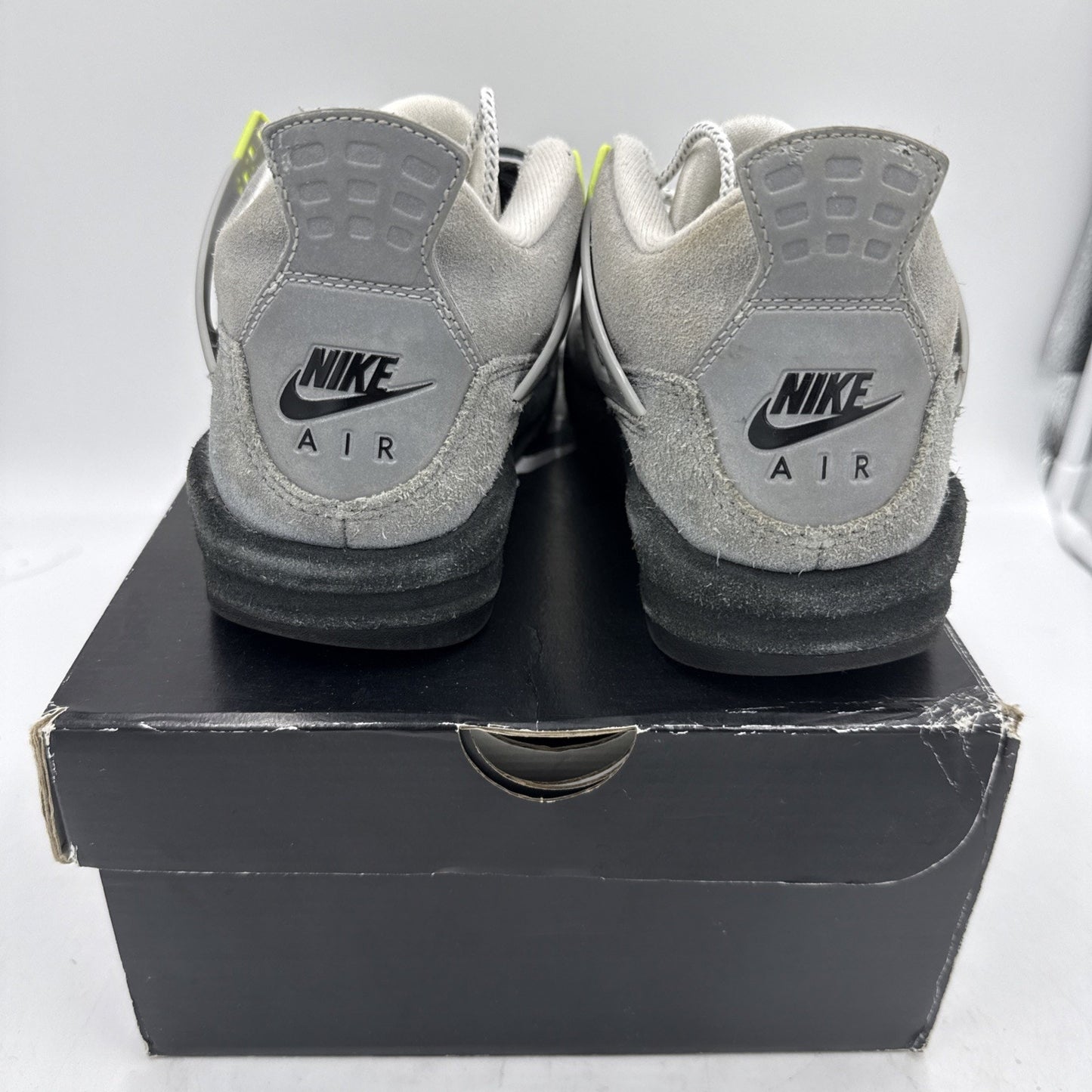 Size 5.5 - Jordan 4 Retro SE Mid Neon 95
