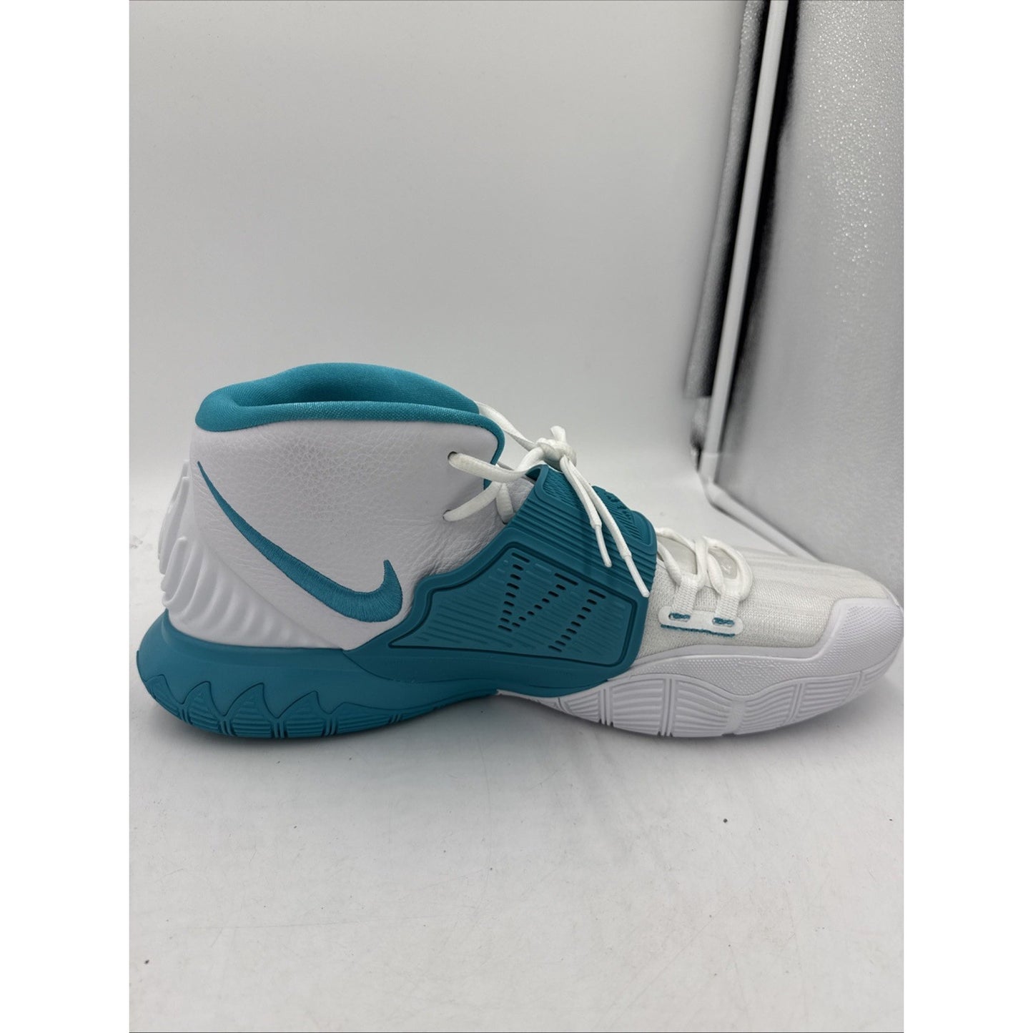 Size 17.5 - Nike Kyrie 6 TB Promo Mid White