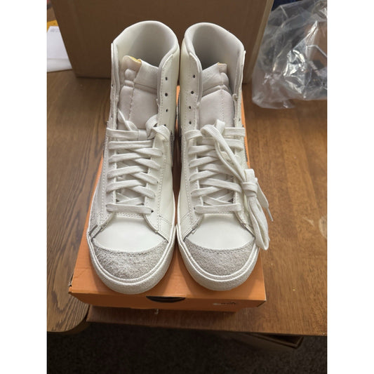 Nike Snakeskin Blazer Mid 1977, Womens Size 10 Vintage High Tops BS312
