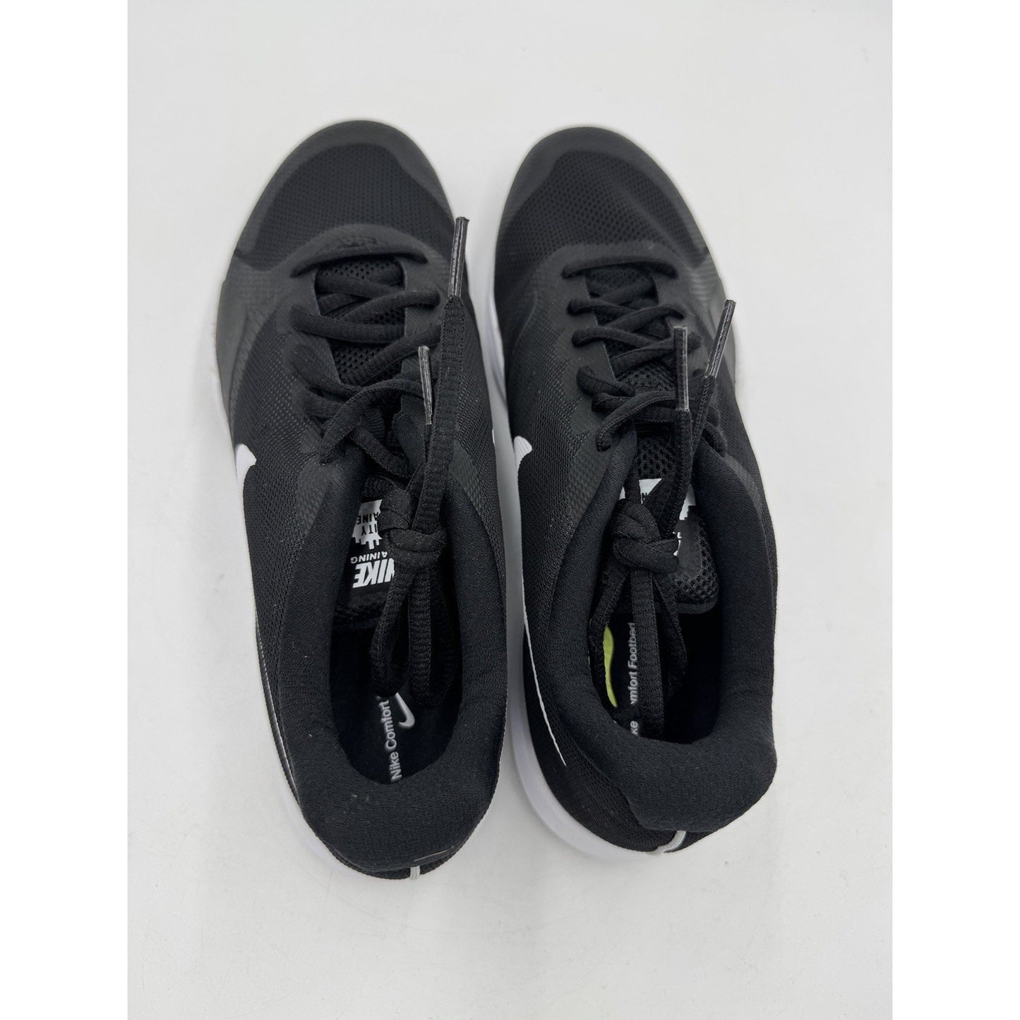 Size 10.5 Nike Wms City Trainer 909013-001