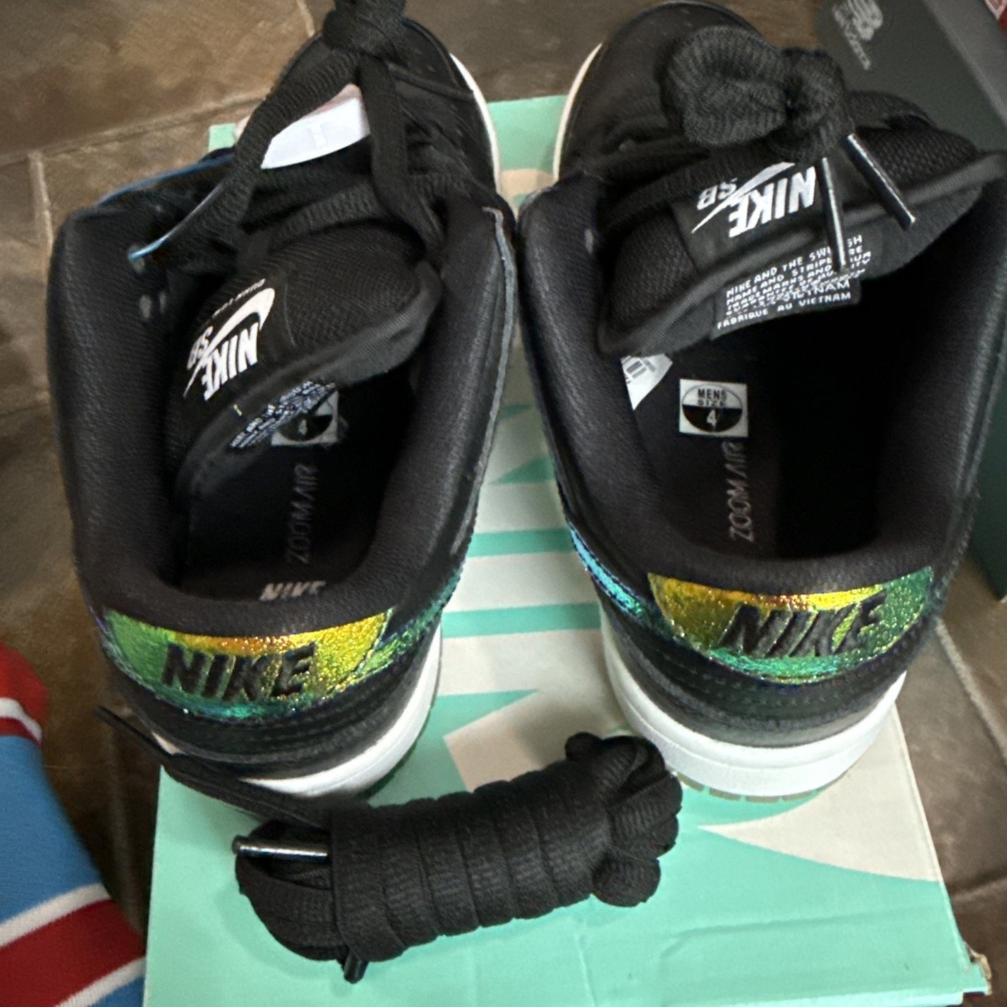 Size 4 - Nike SB Dunk Pro Low Sparkle
