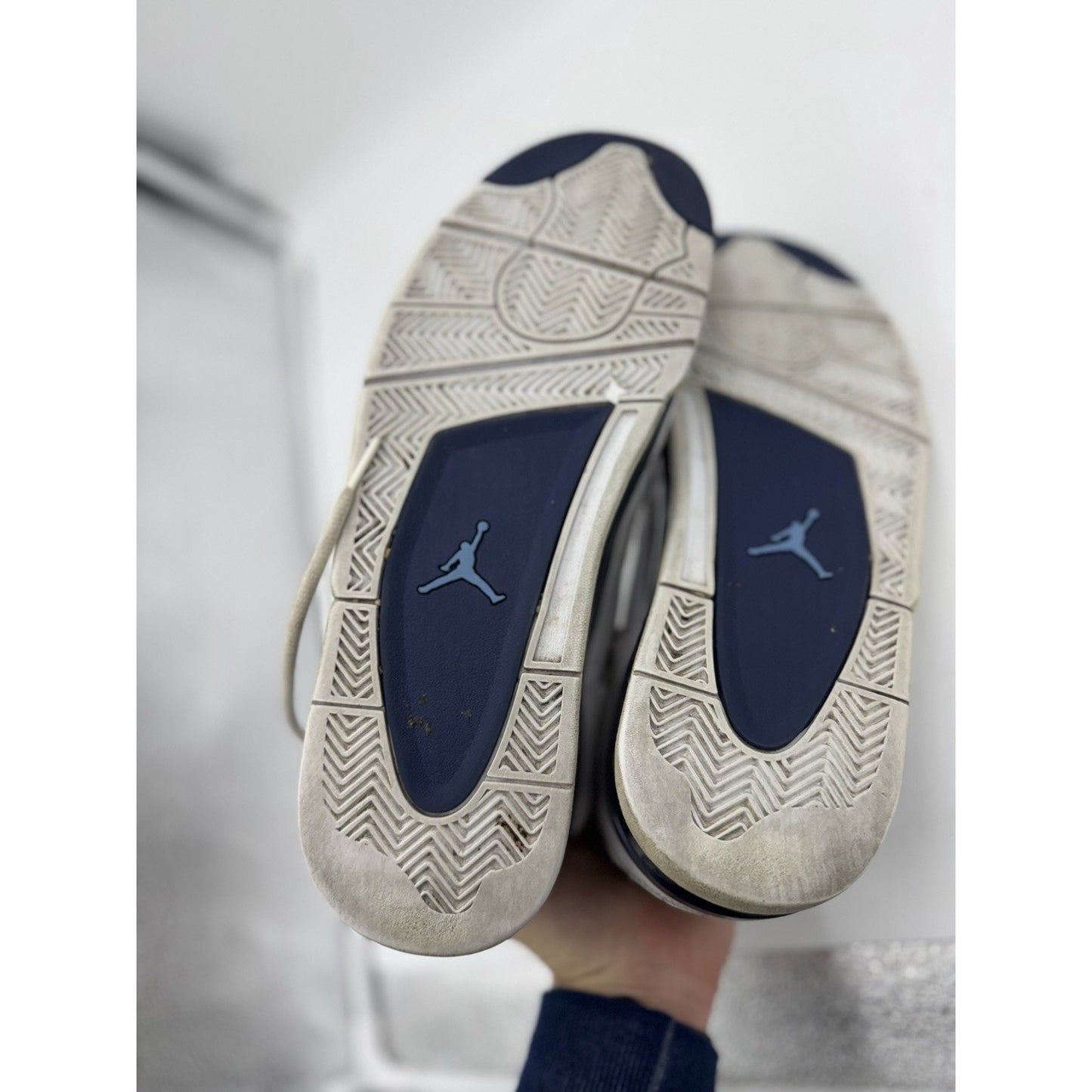 Size 11.5 - Air Jordan 4 Retro LS Columbia