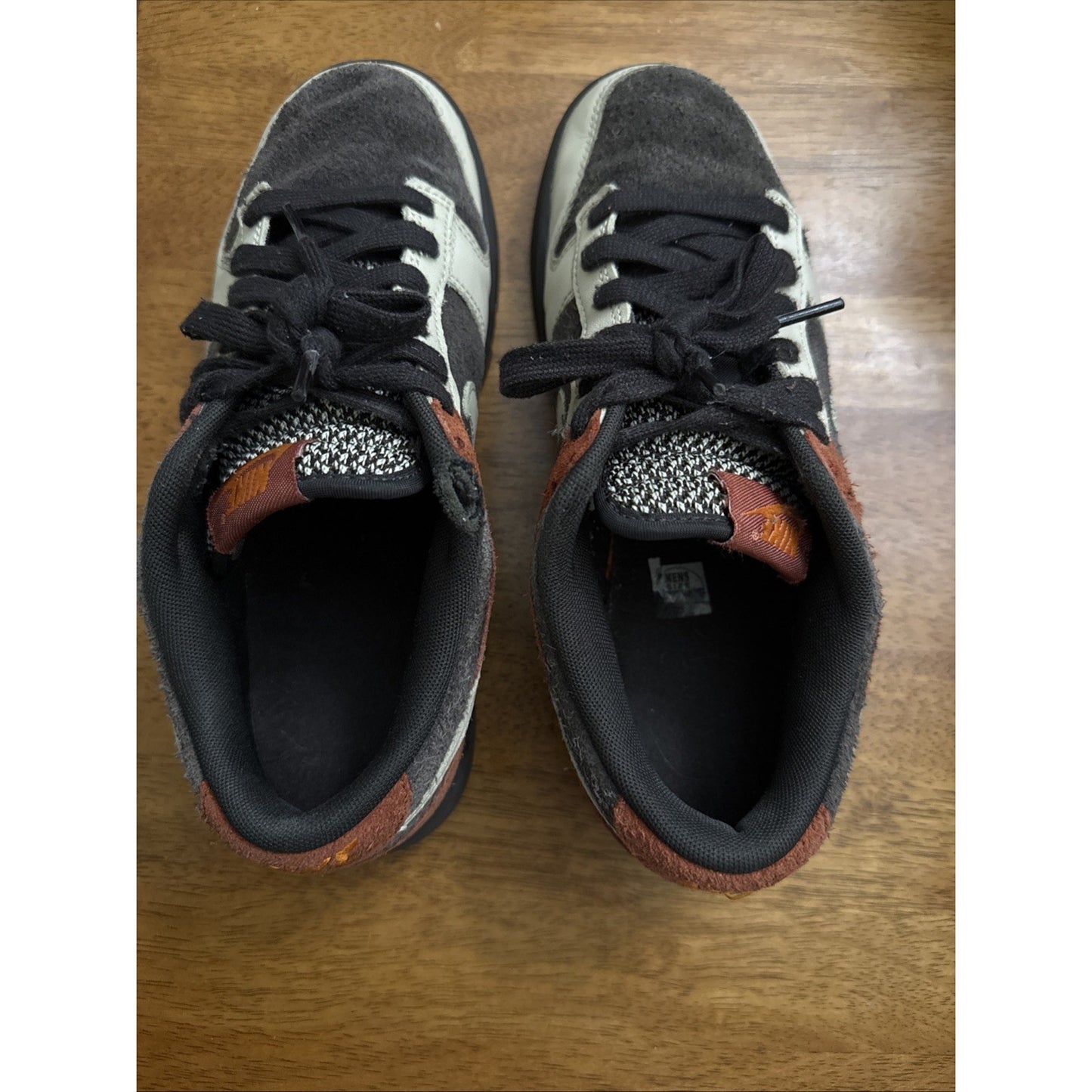 Men's Nike Dunk Low Red Panda sneakers Size 8 FV0395-200