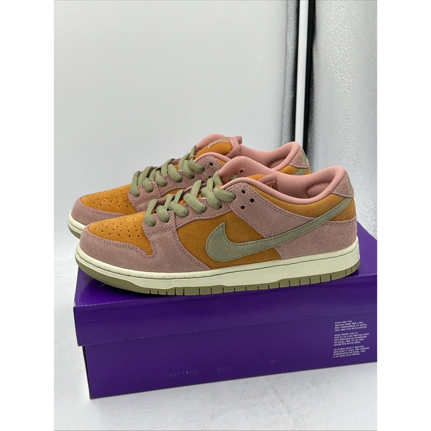 Size 8.5 - Nike Dunk SB Low Red Stardust