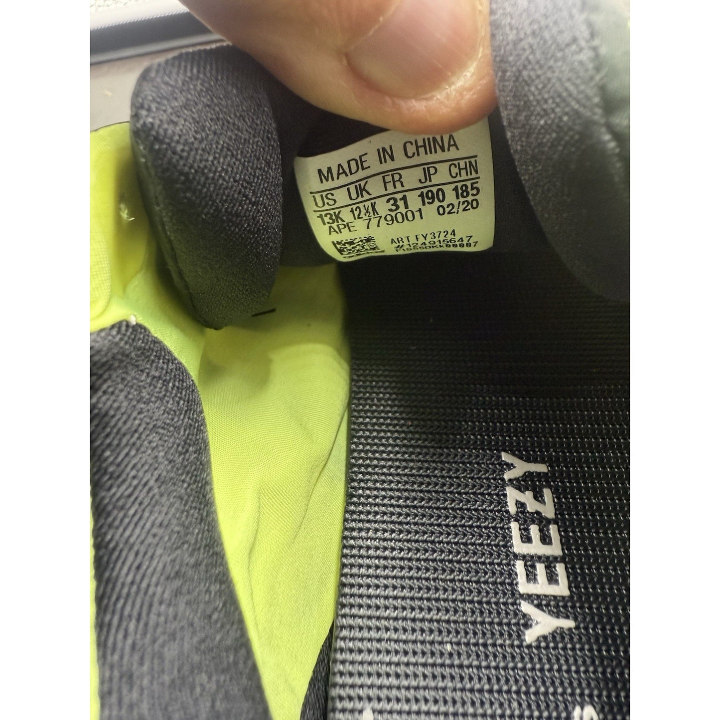 Size 13k Adidas Yeezy 700 Mnvn Fy3724 BS605