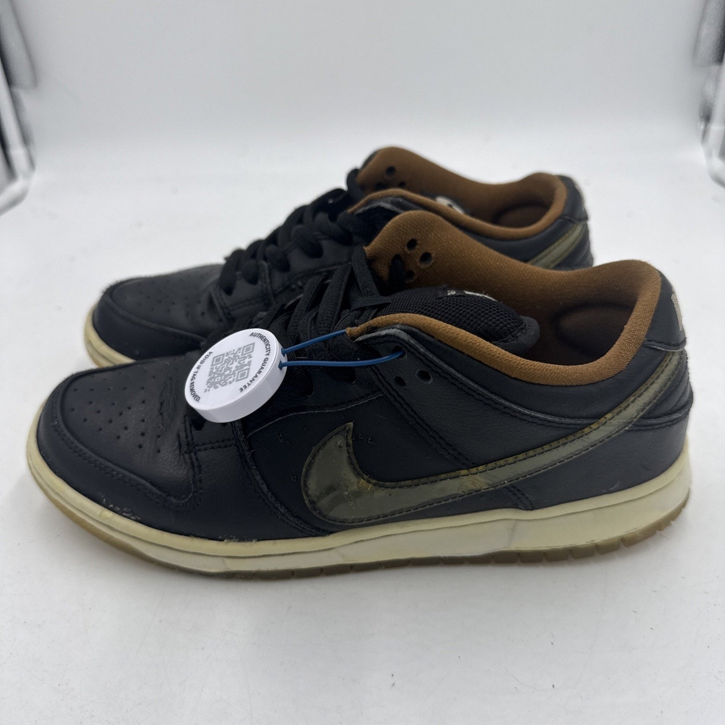 Size 6 - Nike Dunk Premium SB Qs Low Black Rain