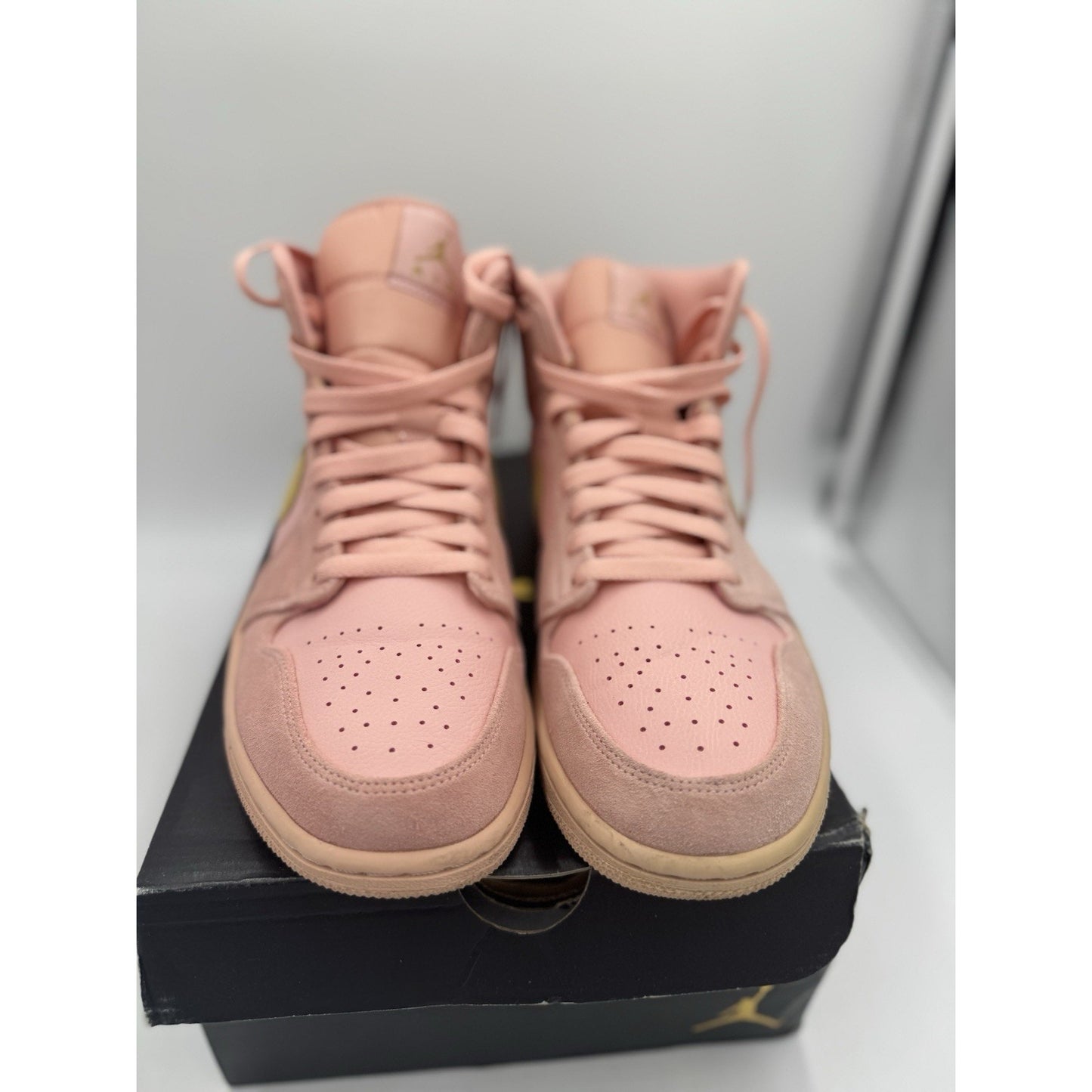 Size 9 - Air Jordan 1 Mid Coral Gold